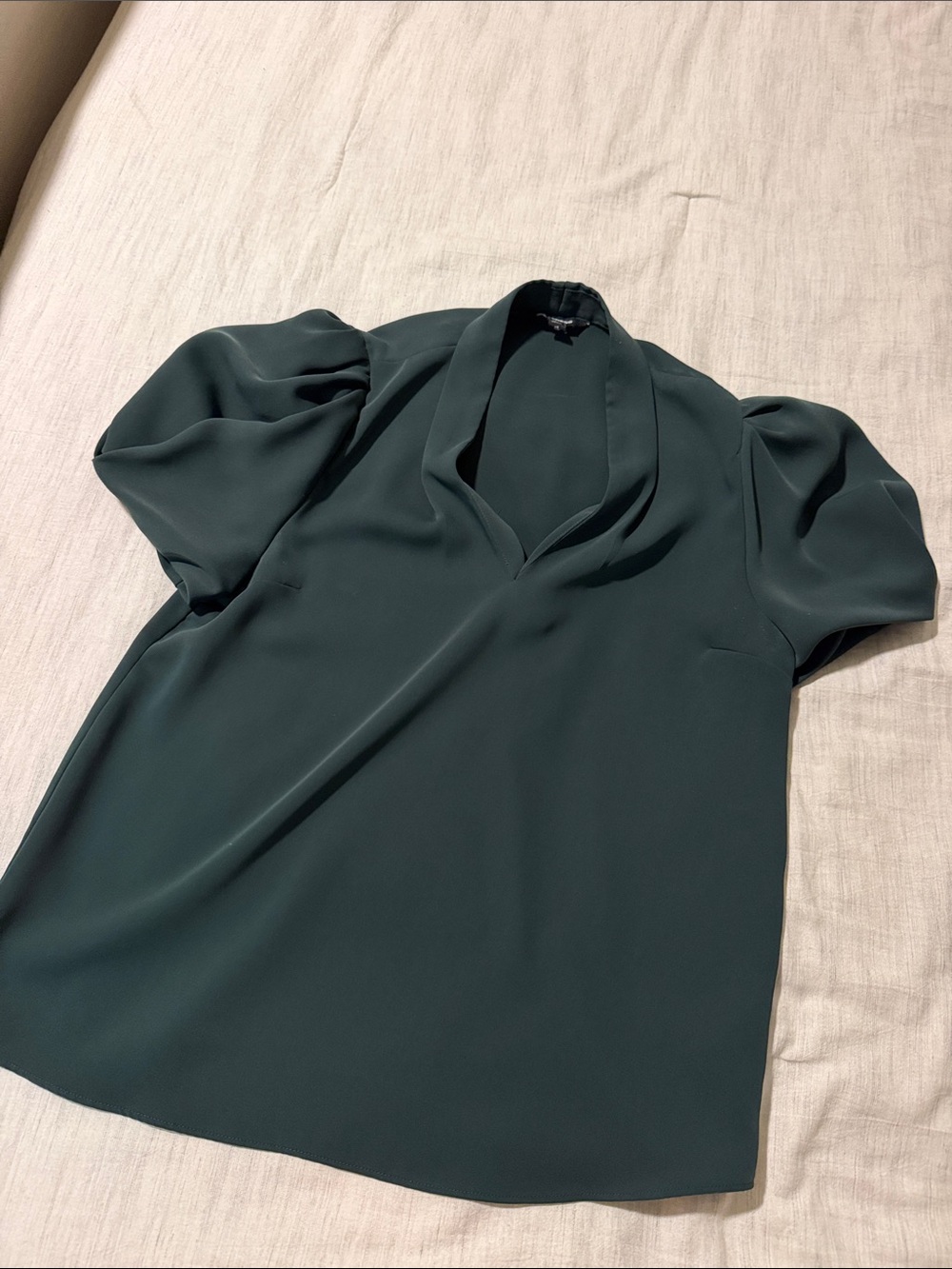 Express Deep Green V-Neck Puff-Sleeve Blouse